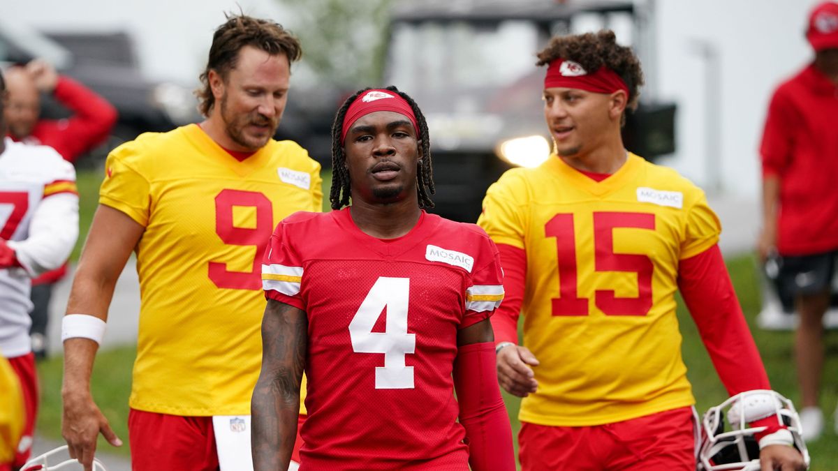 Chiefs Wire (@thechiefswire) on Twitter photo During Tuesday's press conference, Kansas City Chiefs quarterback Patrick Mahomes discussed progress with Rashee Rice | <a href="/EdEastonJr/">Ed Easton Jr.</a> chiefswire.usatoday.com/story/sports/n⦠During Tuesday's press conference, Kansas City Chiefs quarterback Patrick Mahomes discussed progress with Rashee Rice | <a href="/EdEastonJr/">Ed Easton Jr.</a> chiefswire.usatoday.com/story/sports/nā¦
