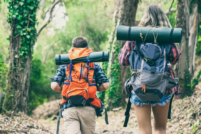 Backpacking your way through nature? 🎒🌲
✅ Pack light but smart
✅ Bring layers
✅ Always carry water &amp; a map
✅ Leave no trace
Adventure is out there—just be prepared for it!
#TravelTips #Backpacking #Wanderlust #HikingEssentials #AdventureReady