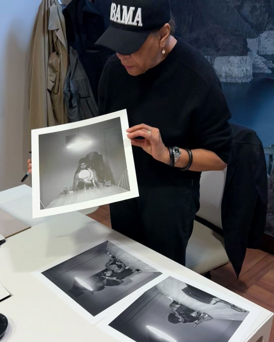 avant_arte's tweet image. Carrie Mae Weems’ ‘Kitchen Table series’ is now available to collect for 48 hours as a triptych of signed limited edition prints.
Buy a print: avantarte.co/carriemaeweemsx