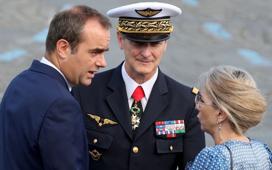 🎖️Je salue la nomination du Général d’armée aérienne Fabien Mandon comme Chef d’état-major des armées.

🎯 Reconnu pour sa rigueur et sa grande maîtrise des enjeux militaires, il saura incarner le commandement dans un moment stratégique pour la France.

🇫🇷 Vice-présidente de la