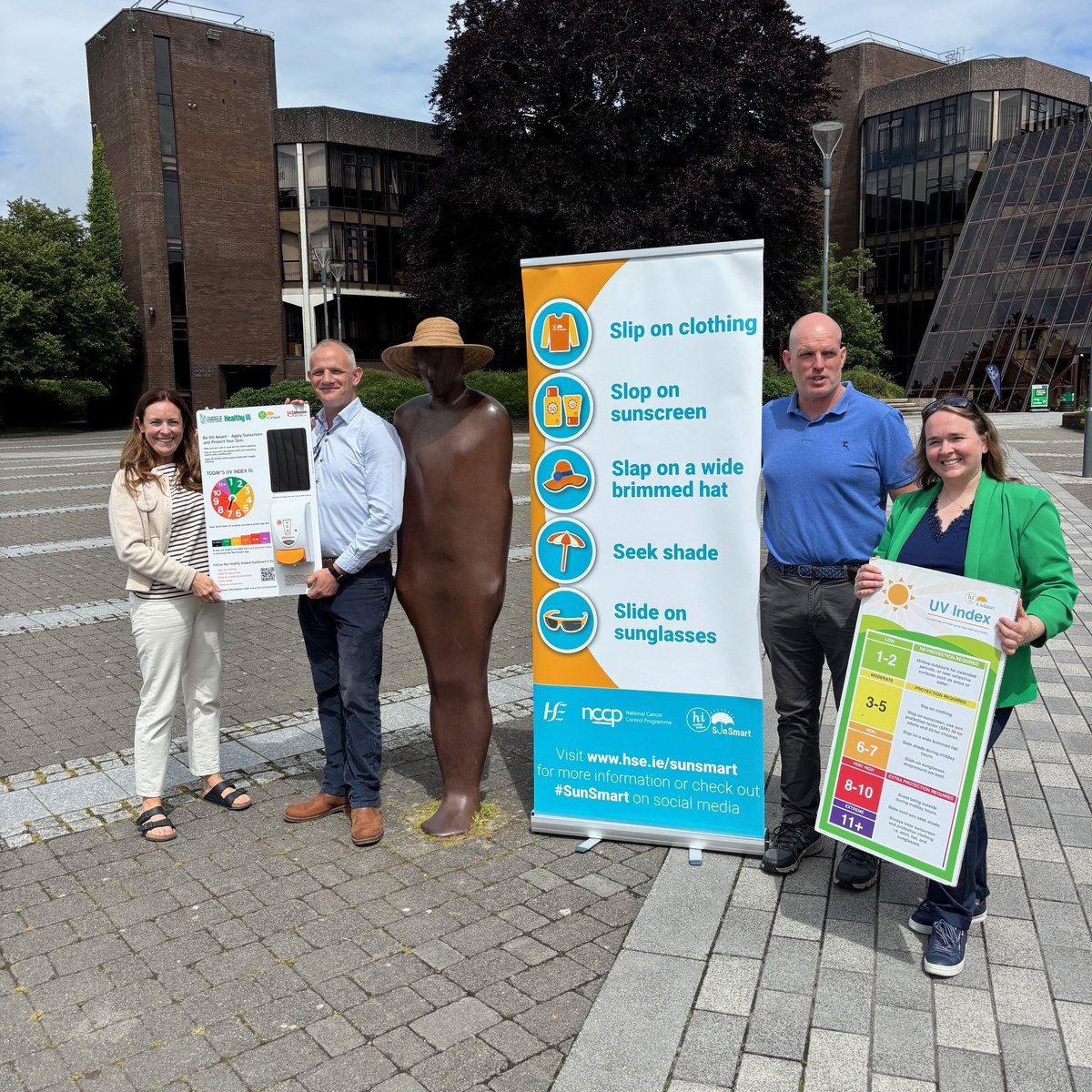 HSEMidWest's tweet image. HSE Mid West and University of Limerick launch SunSmart Campus Pilot: Leading the Way in Skin Cancer Prevention.
Read here➡️bit.ly/3GZ6gXm