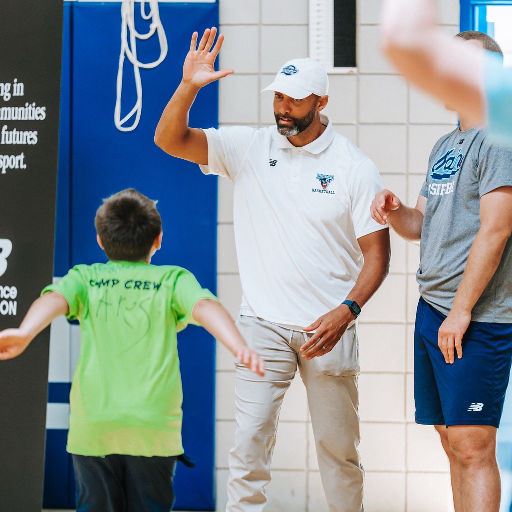 We had a great time at the New Balance Community Day 😁

#blackbearnation | #NCAA | #basketball