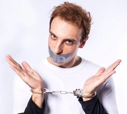 poponze's tweet image. ABSURDO! Leo Lins teria feito piada com a morte de Preta Gil durante um show no Rio de Janeiro.
De acordo com o portal iG, ele mencionou pessoas que o processaram e afirmou: “Quem vier me processar vai pegar câncer e morrer”.