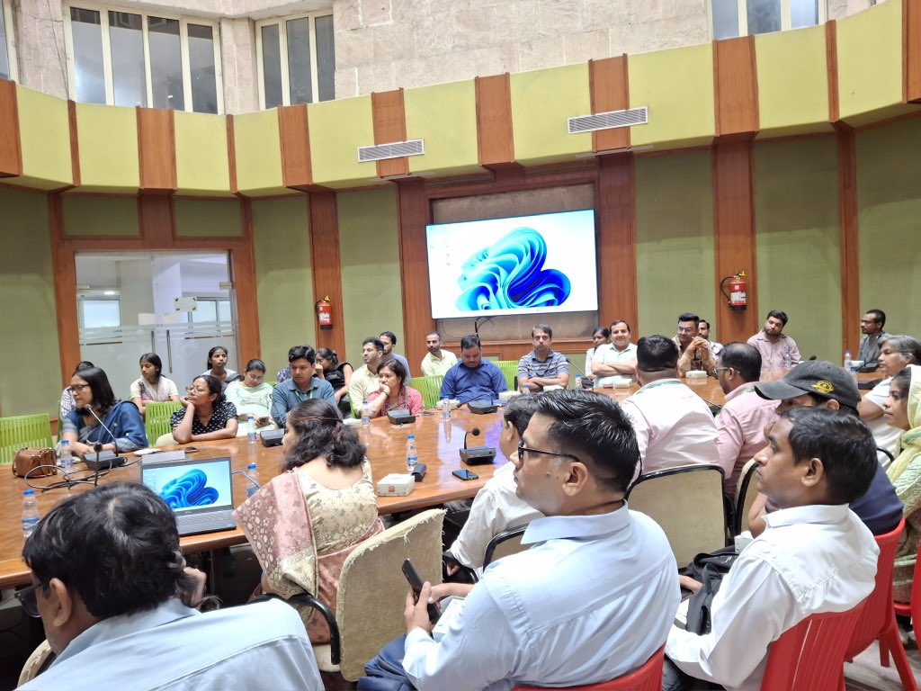 IN_Archives's tweet image. Highlights from Dr. Alka Michael’s lecture at #NAI on “The Colonial Rule and Traditional Knowledge Forms in Northeast India” — exploring indigenous knowledge, resilience & colonial impact.
#HistoryMatters #NortheastIndia #ArchivalHeritage #MainBharatHoon #AmritMahotsav