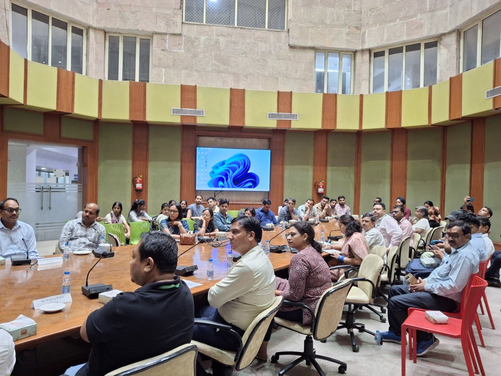 IN_Archives's tweet image. Highlights from Dr. Alka Michael’s lecture at #NAI on “The Colonial Rule and Traditional Knowledge Forms in Northeast India” — exploring indigenous knowledge, resilience & colonial impact.
#HistoryMatters #NortheastIndia #ArchivalHeritage #MainBharatHoon #AmritMahotsav