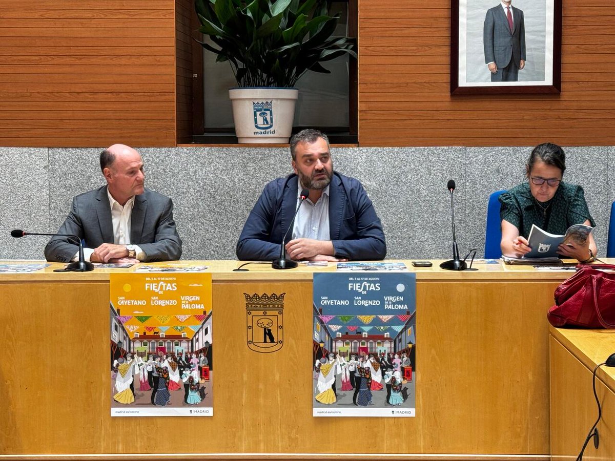 JMDCentro's tweet image. 🎉 Del 5 al 17 de agosto fiestas de S. Cayetano, S. Lorenzo y la Virgen de la Paloma
🎵 Azúcar Moreno, Antonio Carmona, Café Quijano, Pol 3.14, Malena Gracia, Locomía y El Regreso de la Década
✅ El concejal @seguragc ha presentado el programa
🎊👉 informate.madrid.es/amglm6