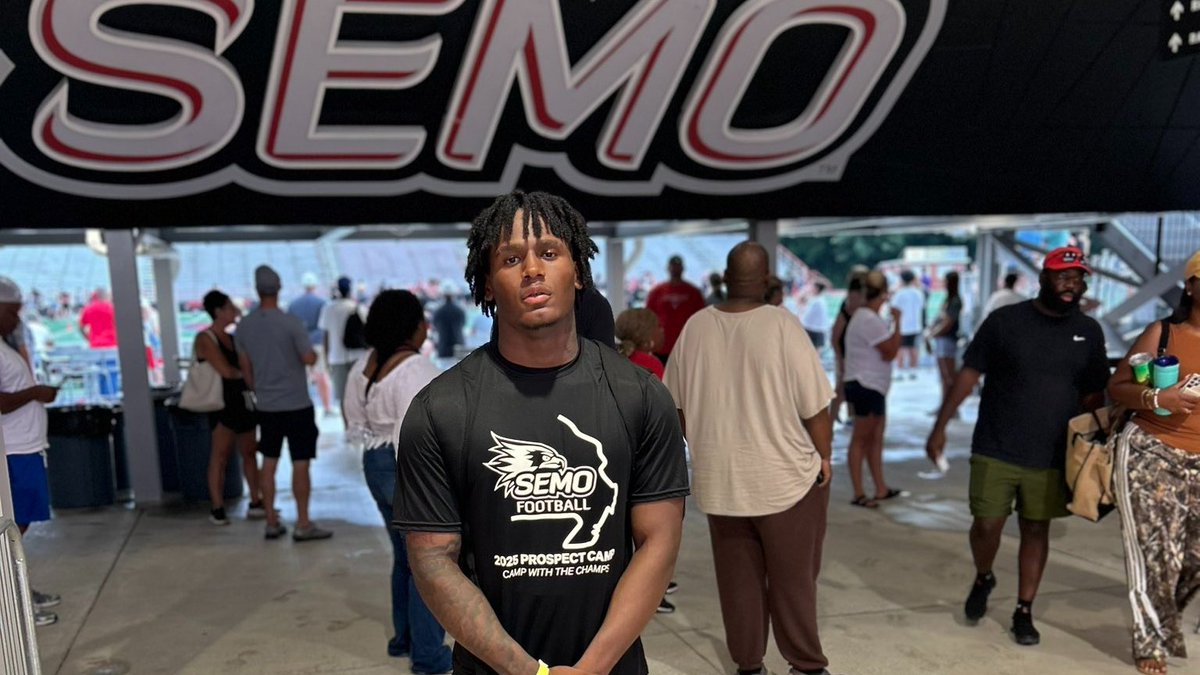 Six Star Football | PLUS+ (@sixstarfootball) on Twitter photo EVENT COVERAGE | SEMO Prospect Camp: Rising Talents Put Skills on Display
📈 Prospects used the stage to boost recruiting stock
🔥 Full breakdown of top performers 📖
STORY ▶️ sixstarfootball.com/article/event-…
<a href="/JWarriorBenson7/">Josiah Warrior-Benson</a> <a href="/_jaceblake_/">Jace Blake</a> <a href="/JUSTmick01/">Atchariya “mick” Chalitskul</a> <a href="/bobbycole08/">Bobby Cole III</a> <a href="/Preston_cook/">Preston Cook</a> EVENT COVERAGE | SEMO Prospect Camp: Rising Talents Put Skills on Display
📈 Prospects used the stage to boost recruiting stock
🔥 Full breakdown of top performers 📖
STORY ▶️ sixstarfootball.com/article/event-…
<a href="/JWarriorBenson7/">Josiah Warrior-Benson</a> <a href="/_jaceblake_/">Jace Blake</a> <a href="/JUSTmick01/">Atchariya “mick” Chalitskul</a> <a href="/bobbycole08/">Bobby Cole III</a> <a href="/Preston_cook/">Preston Cook</a>