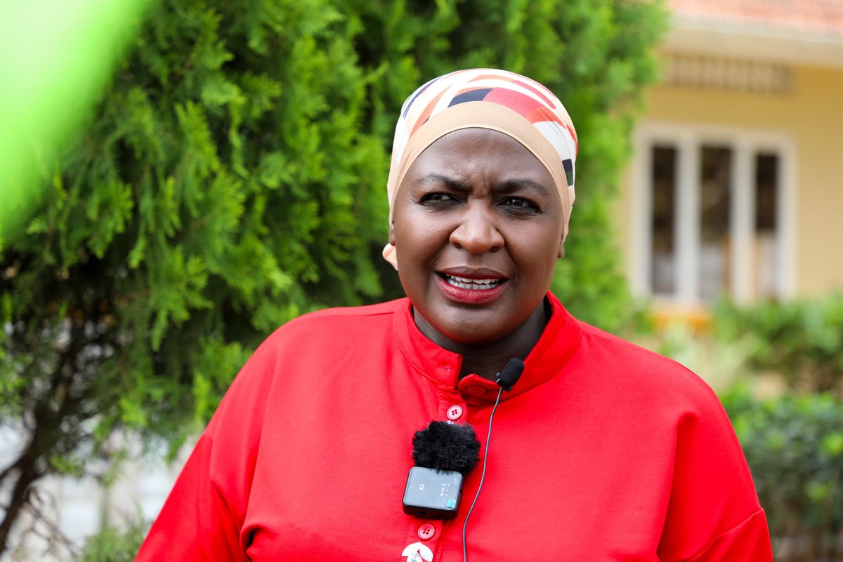 katosserusiba13's tweet image. UPDATE;
Earlier today , the @Onc_nrm1 boss SPA Hajjat Namyalo @ChiefMuzzukulu held a Press Conference at the headquarters based in Kyambogo.
In her address, she emphasized the importance of citizen participation in the democratic process and urged Ugandans to turn up in large…