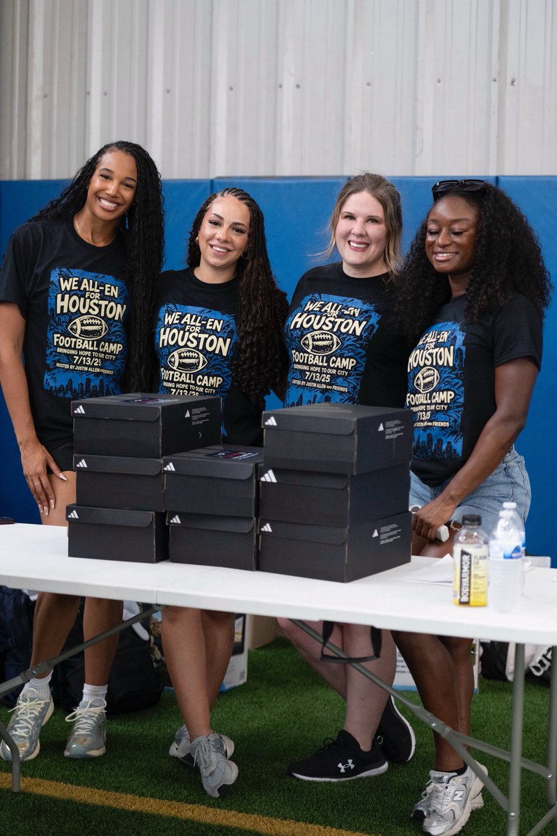 justinallen_13's tweet image. Powered by the best in town. Thank you @MacHaikChevrole for riding with the city and our future stars. From cleats to connections, your support drives our mission forward and helps us pour into the next generation of athletes‼️
#WeALLEN
#FootballCamp #MacHaikChevy
#Chevrolet