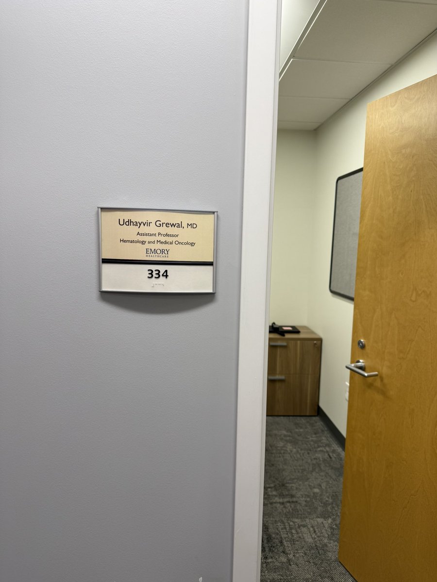 UGrewalMD's tweet image. Here’s to new beginnings. Excited for the new chapter and all the wonderful things that are yet to happen. @WinshipAtEmory