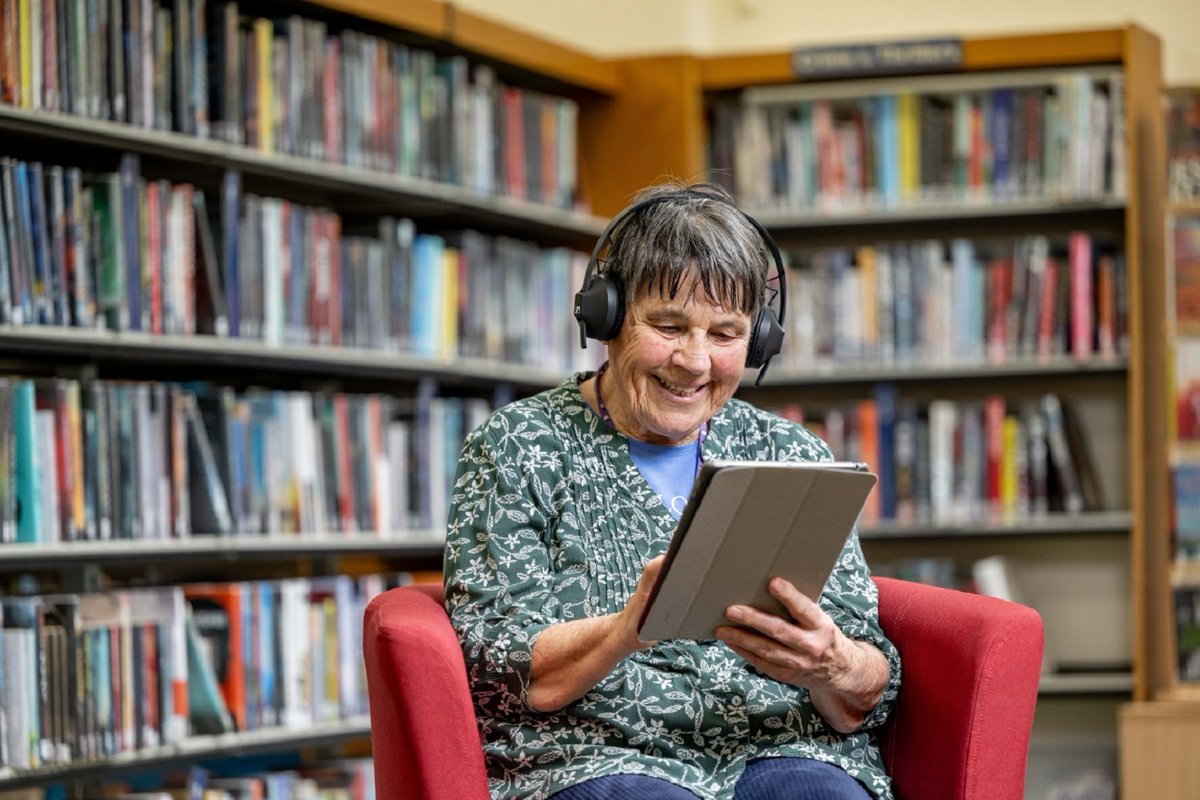 WSCCNews's tweet image. Did you know you can browse and read thousands of eBooks, eMagazines, eComics and eNewspapers and listen to eAudiobooks free of charge on our eLibrary platform? Find out all the things you can do digitally on our eLibrary here :
orlo.uk/JRxkK