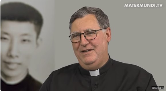 ¿Conocías a Marcelo Van
➡️youtu.be/ShK_QZJmzXs 
D. Álvaro Cárdenas dibuja unas pinceladas sobre la azarosa vida y profunda espiritualidad de este «apóstol escondido del #Amor de #Cristo y alma gemela» de Santa #Teresita de Lisieux.
#amigosdevan #llamadosalasantidad #marcelovan