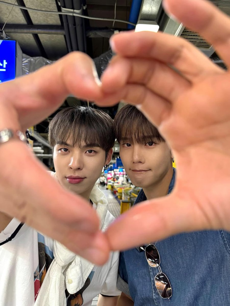 🥹🤍 I love you my babies