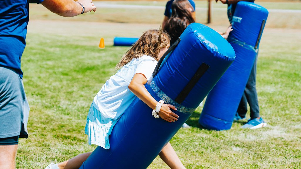 Grateful to give back to our community any chance we can 🤝

Thank you to New Balance for putting on such a great Community Day!

#BlackBearNation | ⬆️