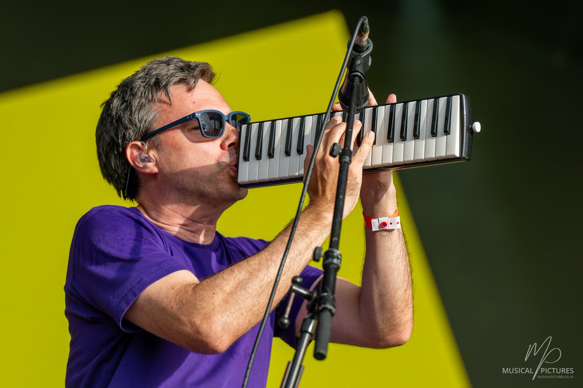HARD_FI's tweet image. We love getting out there and playing live and it was so good to see so many familiar faces over recent weeks at Glastonbury, Przym and Heritage Live. Make sure you're signed-up to our mailing list to be first to hear about new shows, music and announcements to come. Link in bio