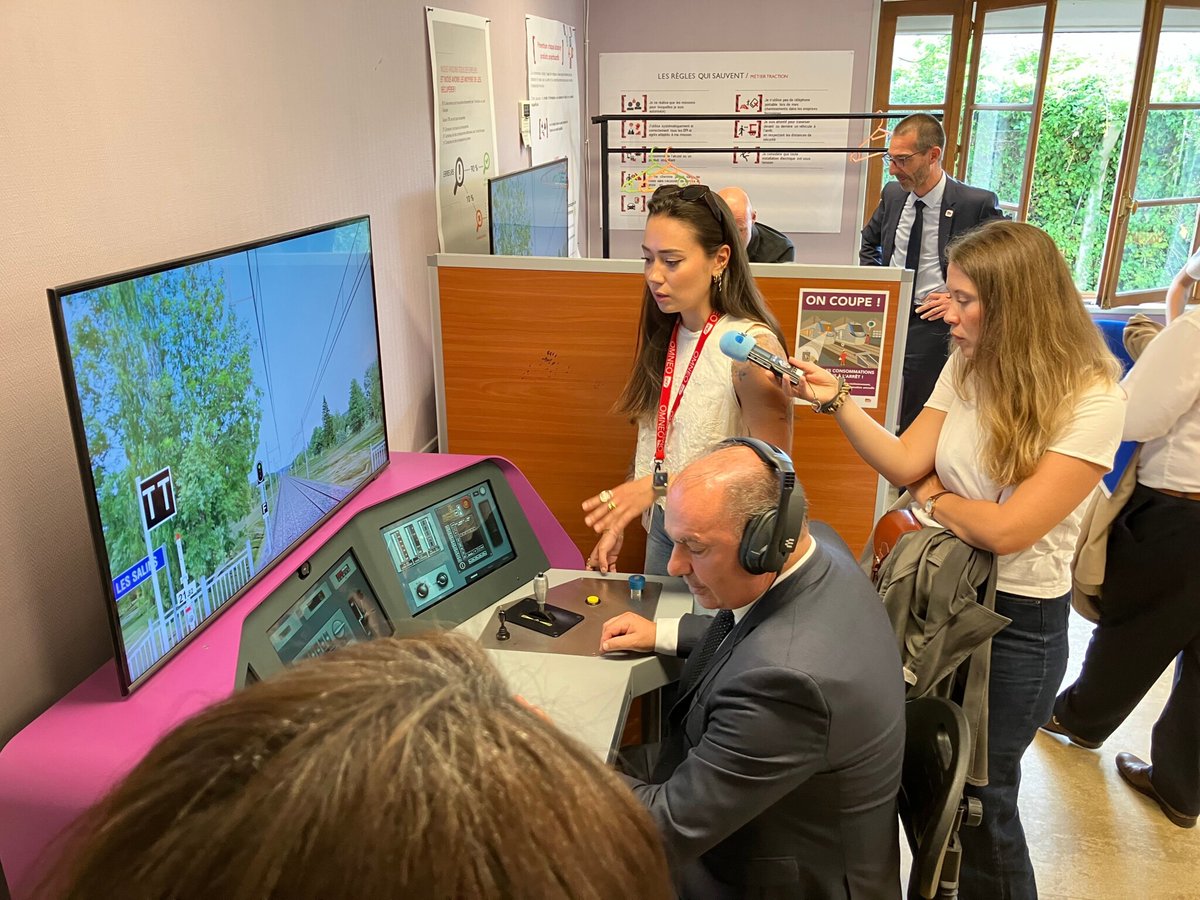 La fac de Caen ouvre une formation pour devenir conducteur de trains, embauches assurées à la SNCF
➡️ l.leparisien.fr/bHpU