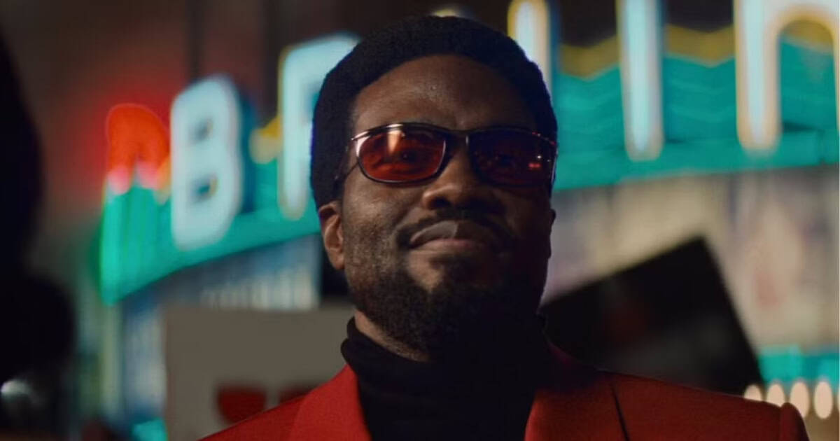 joblocom's tweet image. Yahya Abdul-Mateen II blurs the line between fantasy and reality with an interview as Wonder Man character Simon Williams at the Fantastic Four: First Steps premiere joblo.com/yahya-abdul-ma…