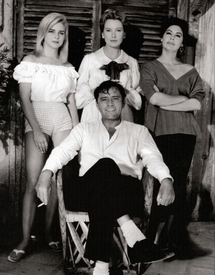 HirookaRicardo's tweet image. Sue Lyon , Deborah Kerr , Ava Gardner & Richard Burton -“ Night Of The Iguana”(1964).