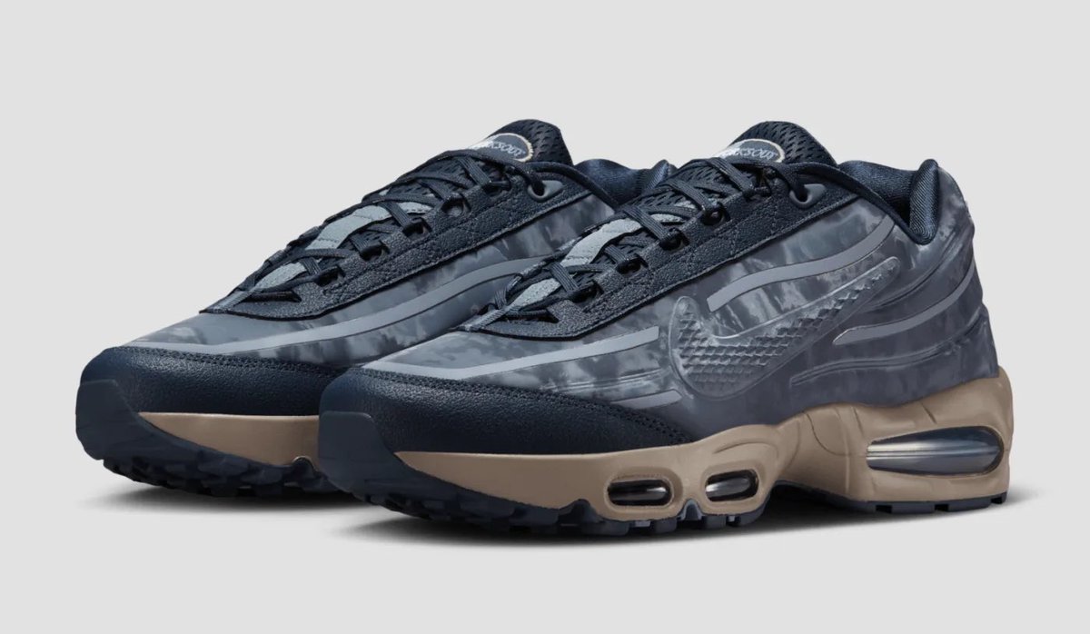 ComplexSneakers's tweet image. A new Worksout x Nike Air Max 95 Colorway has surfaced 👀
See more details here: cmplx.it/456EQHa
