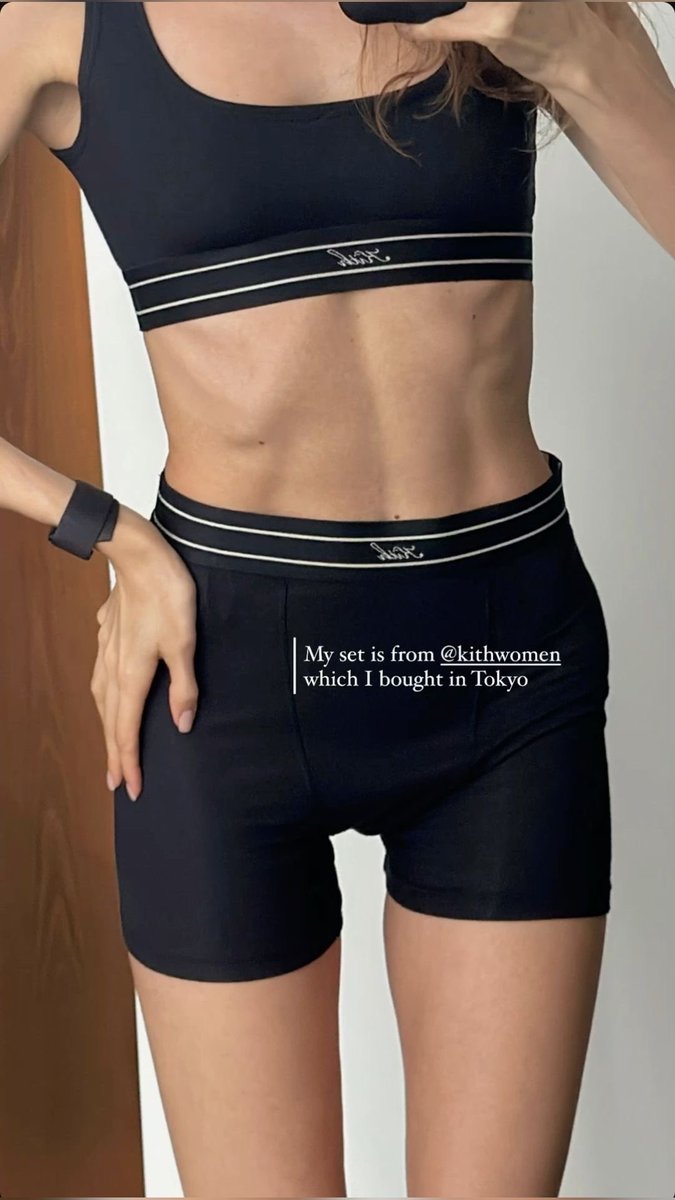 xopinkprada's tweet image. You don’t get the thigh gap by wishing for it
