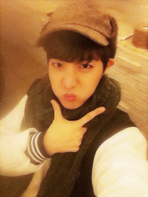 LEsS_slh's tweet image. 하…….(이하생략)