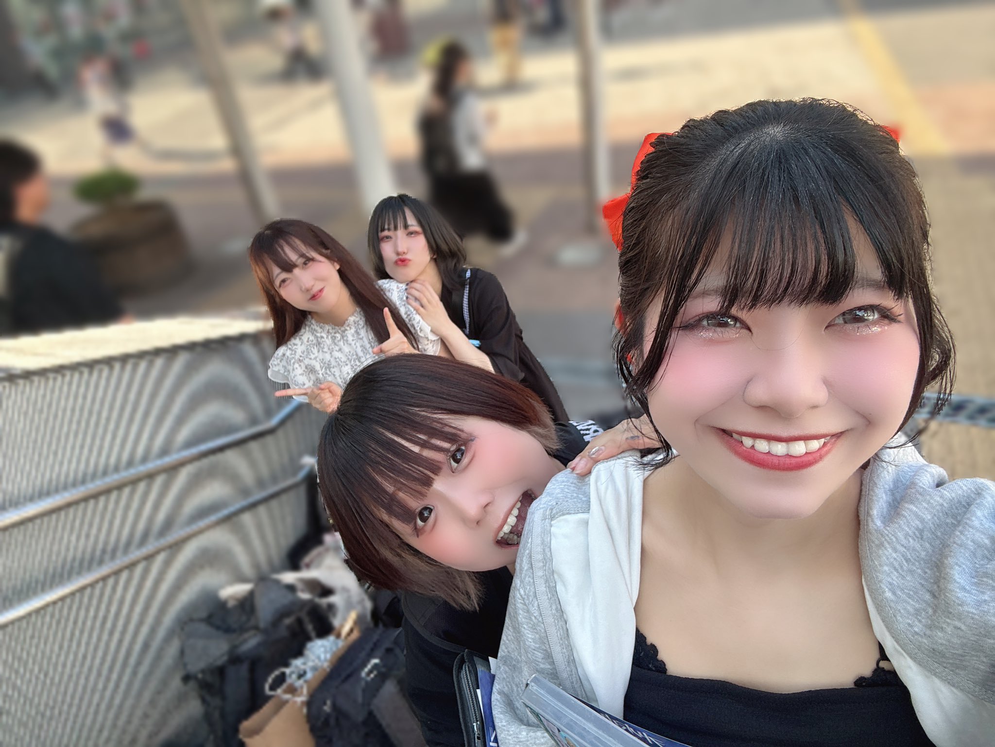MEOVV サノク showcase 人気歌謡 事前収録 限定 6枚コンプセット MEOVV サノク showcase 人気歌謡 事前収録 限定 6枚コンプセット