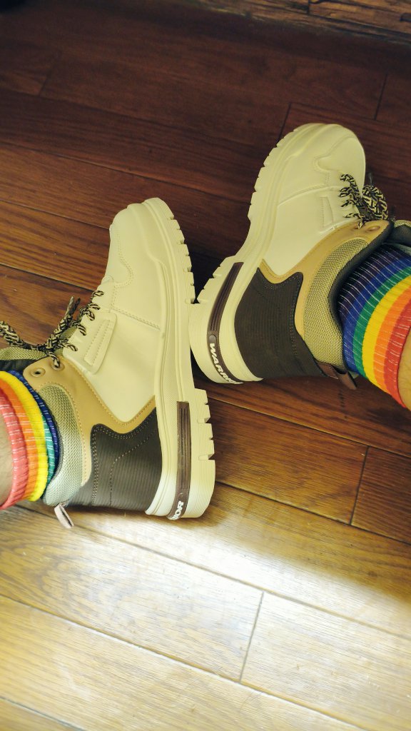 什么嘛还是挺好看的嘛🤤