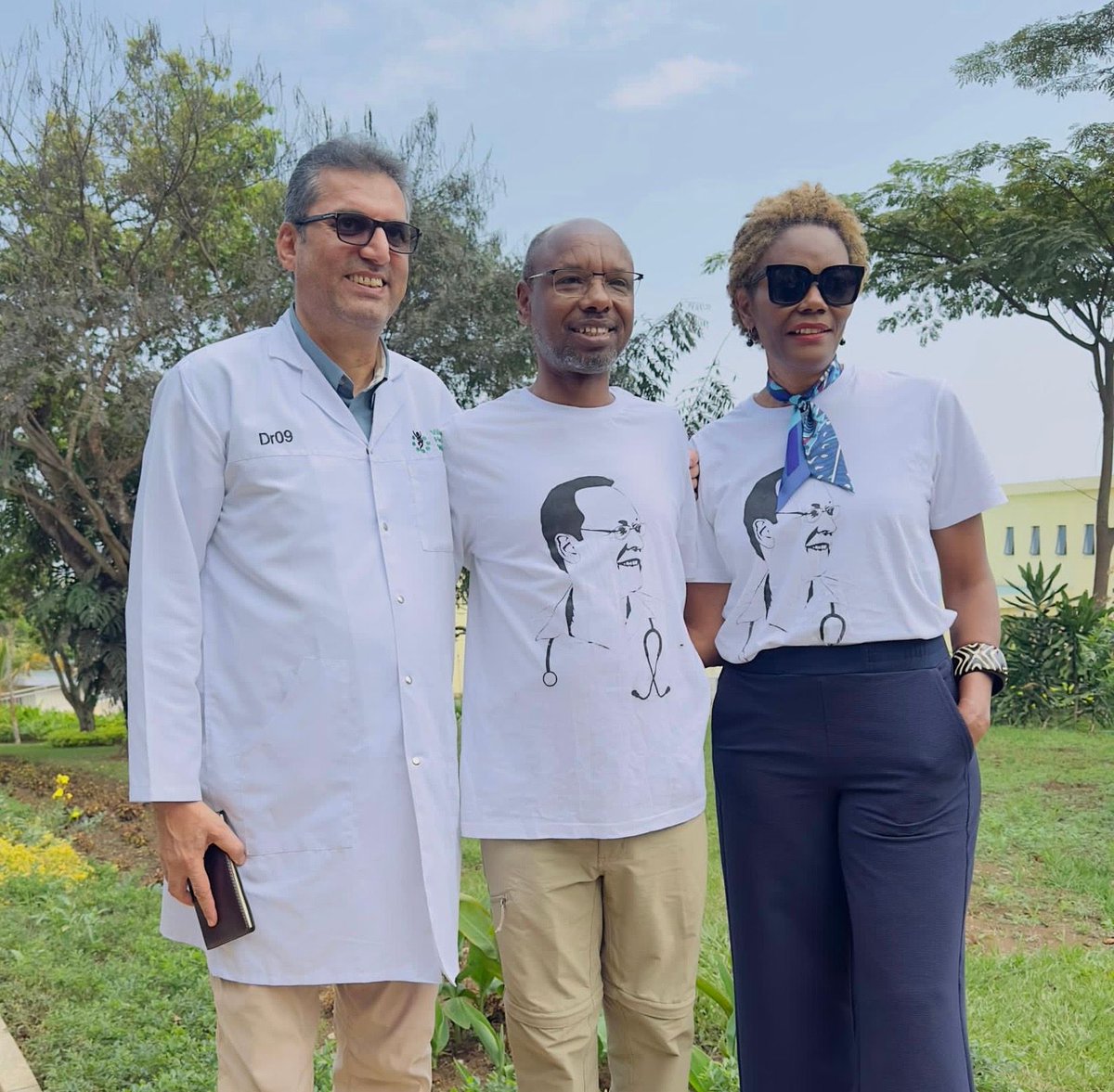 ✨ A powerful second day at VHW as we welcomed Didi Bertrand Farmer &amp; guests for a deep dive into our CHW programme &amp; digital health efforts, including a session on the E-Heza platform by Dr. Wilfried. 

#CommunityHealth #EHeza #GlobalHealth