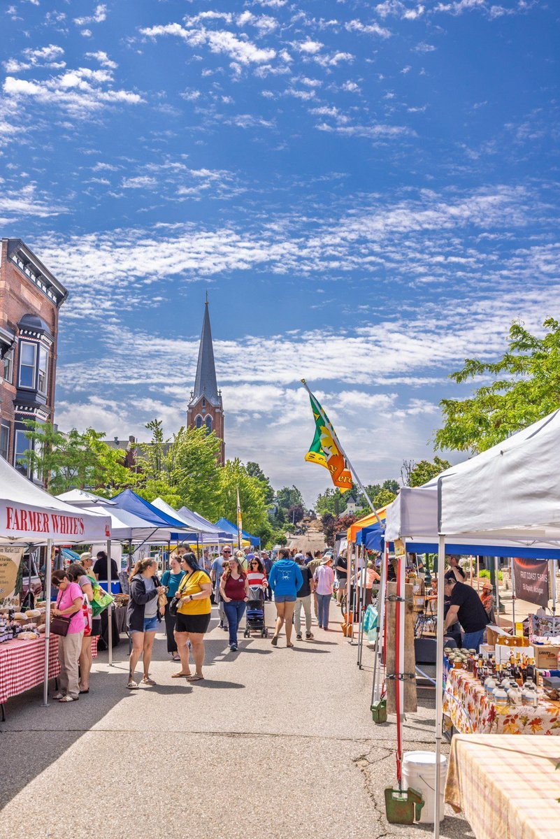 The Petoskey area boasts a variety of excellent farmers' markets. Today, we wanted to highlight the Downtown Petoskey Farmers Market that occurs every Friday now through September 26th from 8:30 AM to 1 PM.
#PetoskeyArea #FarmersMarket