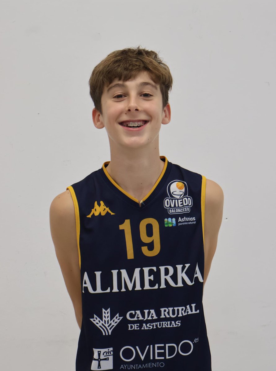 oviedocb's tweet image. 🇪🇸🏀 ¡Orgullo OCB! 🏀🇪🇸
Nuestro jugador Hugo ha sido convocado con la selección española U14 para la concentración de verano que se celebrará del 4 al 10 de agosto en Íscar (Valladolid).
Una recompensa merecida al esfuerzo, el talento y la pasión que demuestra cada día.