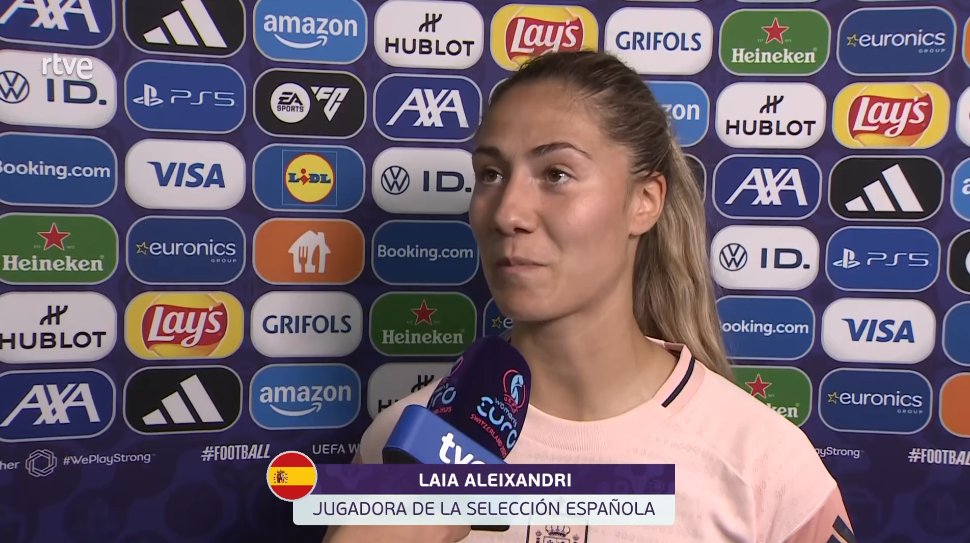 Foetbal247TBG's tweet image. Laia Aleixandri: “We knew they were playing at home and the crowd could act as their 12th player, but we stayed focused throughout. I would highlight our maturity, patience and ability to find the right moments in the match without giving up.” #ESPSUI #WEURO2025