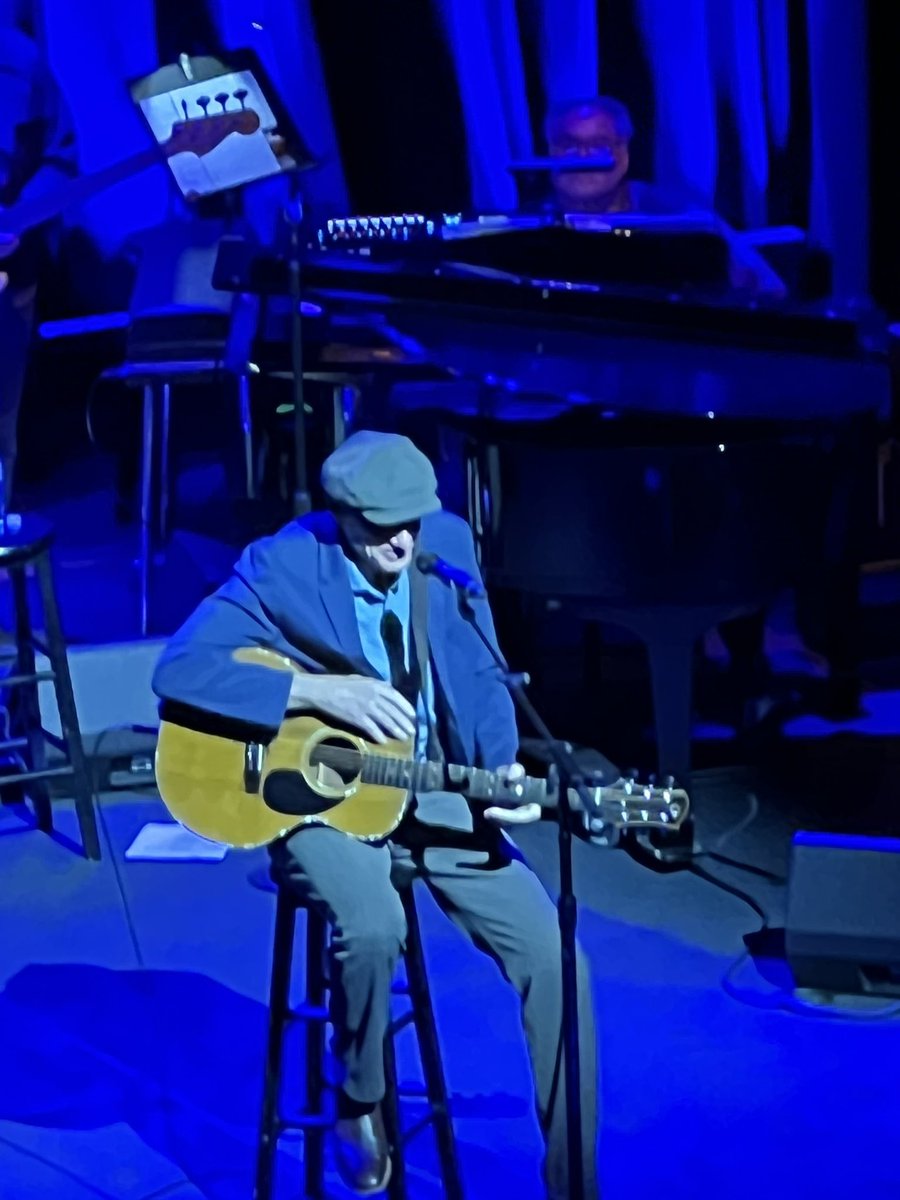 CathyStandish's tweet image. Though Linda Ronstadt does not have #ALS, she does have the diagnosis of PSP, Progressive supranuclear palsy, which is another disease that will steal your voice. Last night, in Nashville, @trishayearwood and friends gave us the gift of an evening of the music of Linda Ronstadt.…