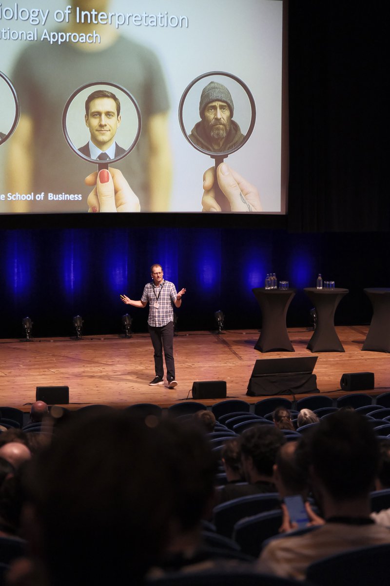 IC2S2's tweet image. Day 2 Keynotes. How can computational methods sharpen our grasp of culture? In Amir Goldberg’s inspiring keynote, he showed how computational methods reveal hidden cultural patterns. #ic2s2