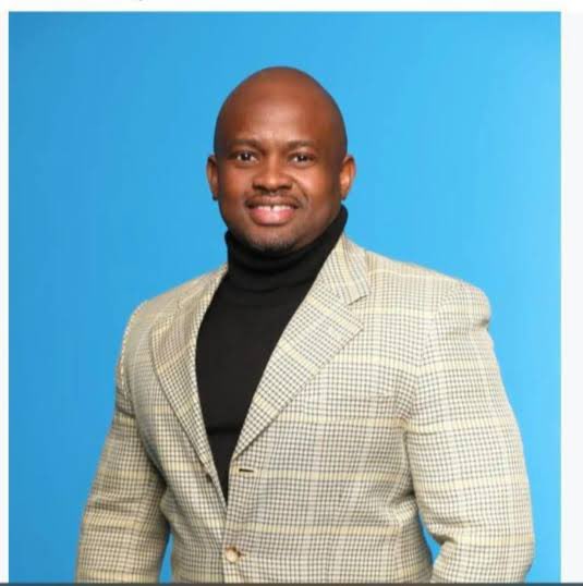 Am_Blujay's tweet image. The case against the man accused of the murder of Ekurhuleni chief auditor Mpho Mafole has been postponed to 16 August for a formal bail application. Thabani Ntshali-Ntshali appeared in the Kempton Park Magistrate’s Court on Wednesday, where it emerged that the 40-year-old was…