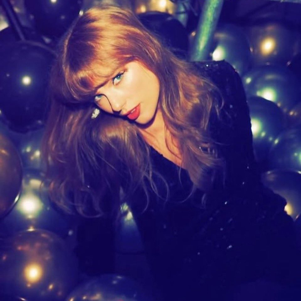 swiftacervo's tweet image. 🚨: MEU DEUS! TAYLOR SWIFT ACABA DE