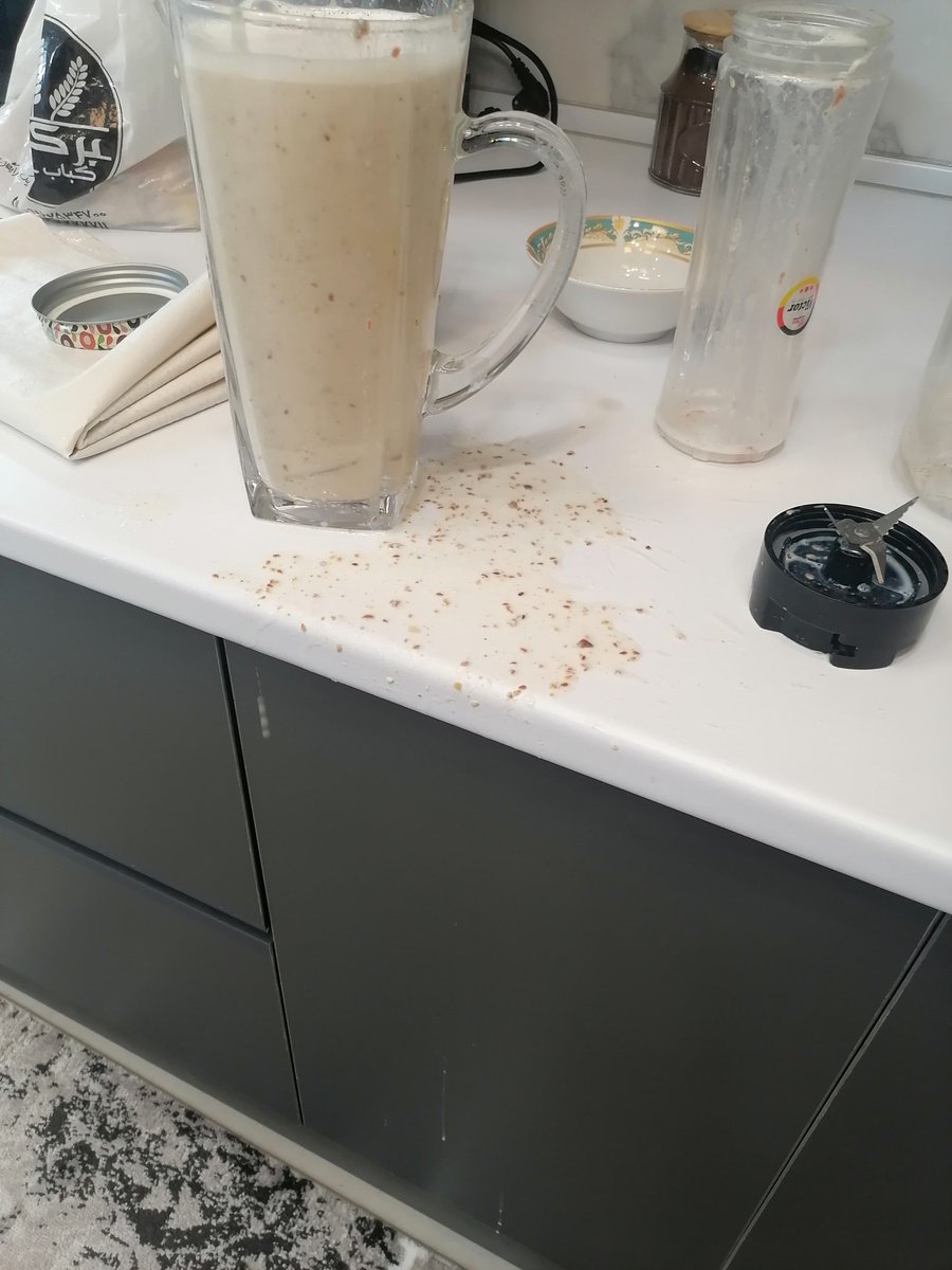 مشغول زندگی و روزمرگی‌هاتی
یباره رندوم ترین اتفاق فنگرل درونت رو بیدار میکنه
حس میکنم مثل سلول های یومی، سلول فنگرلیم تو غار بود ک یهو با دیدن این صحنه با چشمهای اشکی پرید بیرون
<a href="/weareoneEXO/">EXO</a> ❁ #KAI