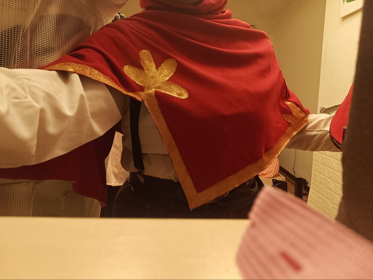 sugaraxolotl's tweet image. the costume is ready(´-ω-`)