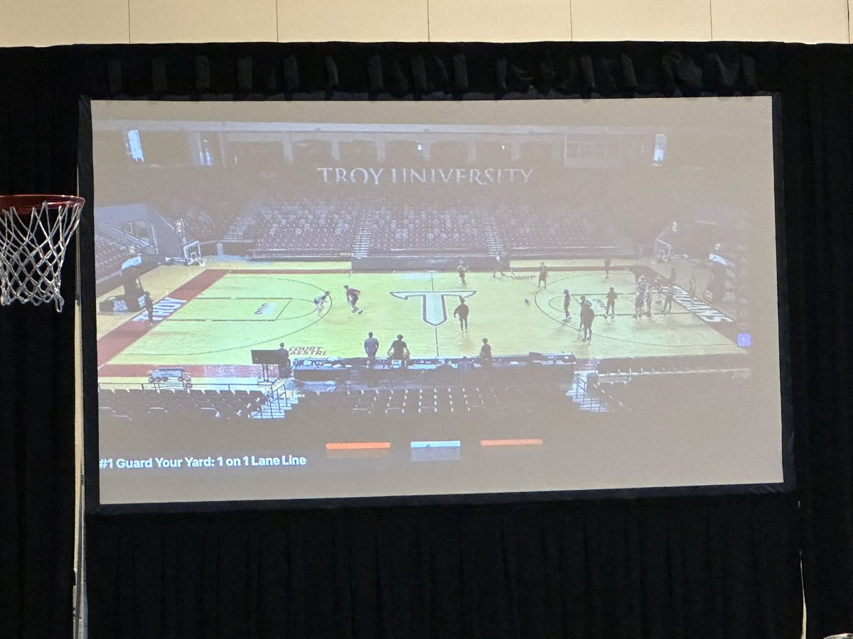 AHSAAUpdates's tweet image. Coach Scott Cross from @TroyTrojansMBB speaking now in our Basketball Coaching School about Best Defensive Drills