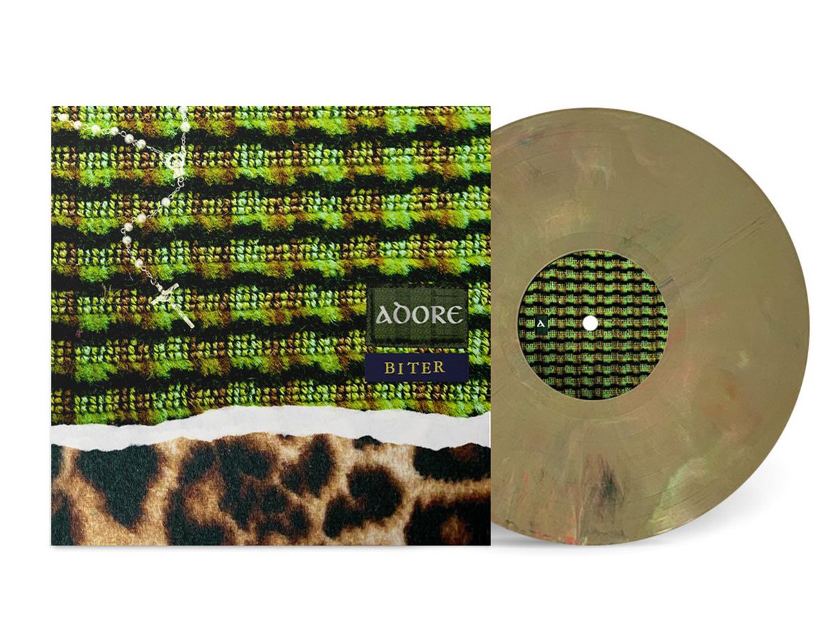 Adore_Galway's tweet image. We are so incredibly excited to announce that our debut EP ‘BITER’ will be released on the 26th of September on Big Scary Monsters @bsmrocks which will be available on a yummy vinyl!!
Artwork by Lauren McGovern