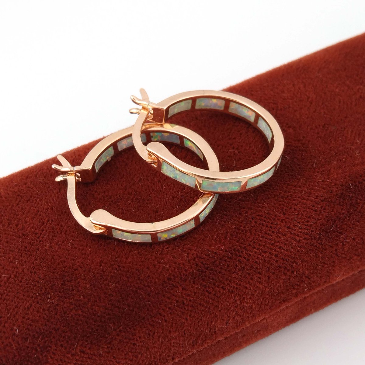 SoChicFinds's tweet image. Opal Inlay Hoop 925 Silver Earrings, Rose Gold Plated Sterling Silver Earring, Vintage Gemstone Vermeil Jewelry etsy.me/3J0Y89e через @Etsy