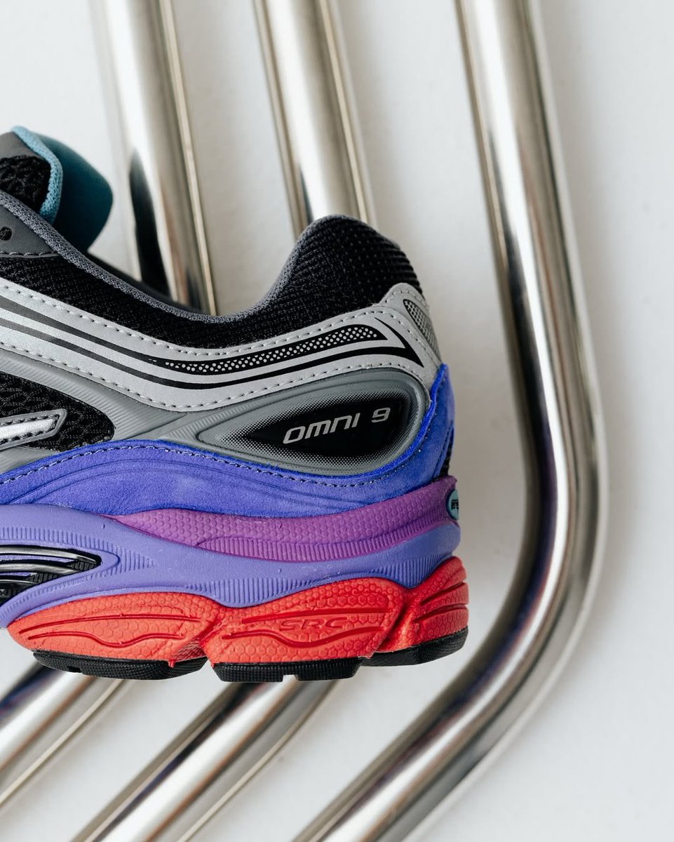 ashowzwears_'s tweet image. THE SAUCONY PROGRID OMNI 9 GALAXY
Size - | 40- 45
Price - N72,000
Order link: wa.me/+2349068187970