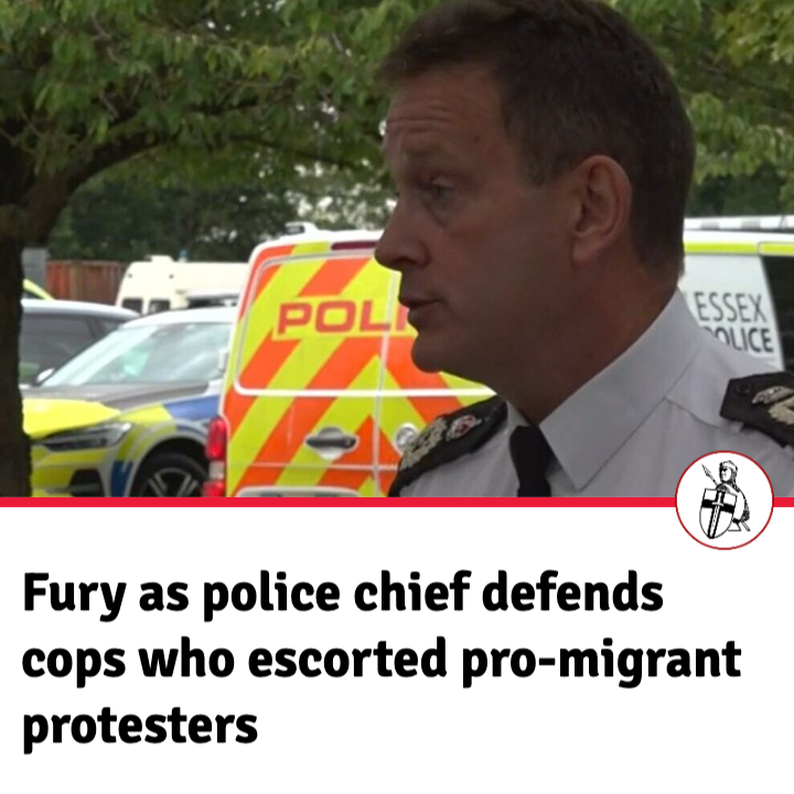 Daily_Express's tweet photo. 📄 A police chief has defended officers who escorted supporters of migrants to a protest in Epping

https://t.co/ZvyanYwdCQ @lottiobrien #DailyExpress https://t.co/eJkZZk6LVP