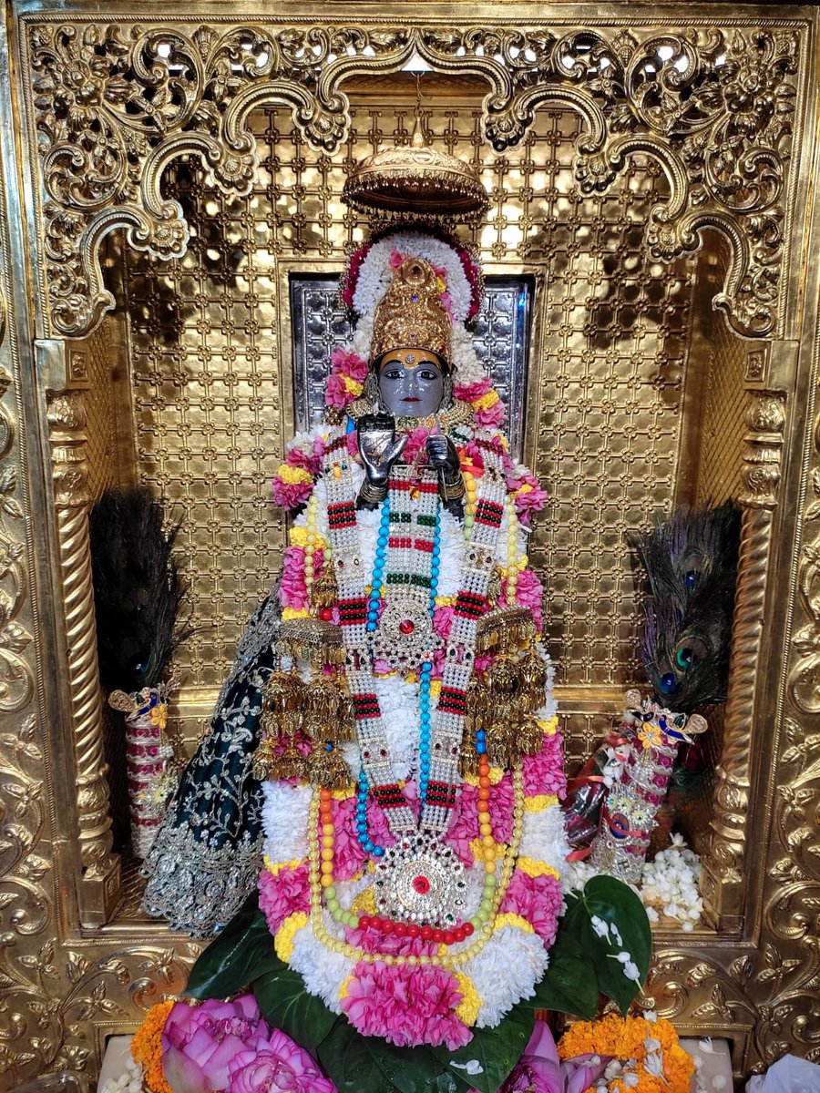 जय माता दी
आदि शक्ति माँ झण्डेवाली देवी जी के आज 23 जुलाई 2025, बुधवार सायं काल 7:30 बजे के श्रृंगार दर्शन.🙏🏻🙏🏻🙏🏻