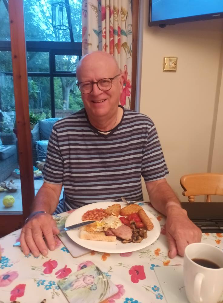This morning  to start my summer holidays it's cooked Breakfast made by my dad <a href="/AdrianLong3/">Adrian Long</a>  - just like we did in lockdown 📷.