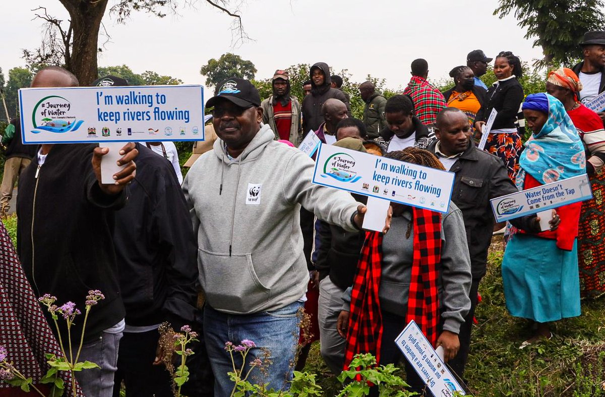 k_iuesa's tweet image. Day 1 of the Journey of Waters .
Journey of waters by @WWF_Kenya and @WWFTANZANIA began today in Tanzania, crossing into Kenya—not as migrants, but as lifelines
Water knows no borders. Neither should our commitment to protect it.
#tunzamitoboreshamaisha
#voices4rivers