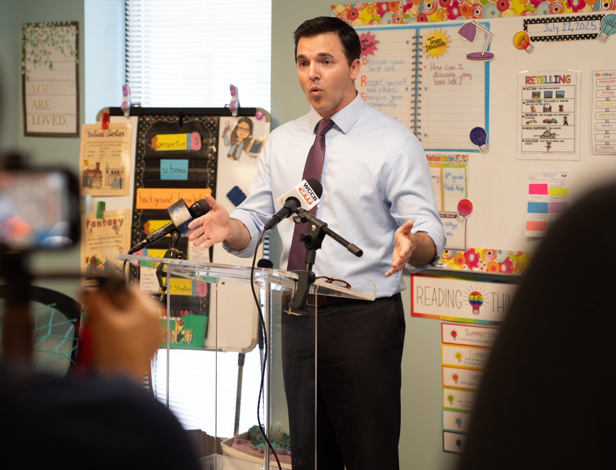 NCAGO's tweet image. Yesterday, AG @JeffJacksonNC visited Dream Center Academy in Gastonia to highlight the more than $165 million in federal education funding at stake in NC. Dream Center helps students pursue academic and professional development through critical summer and after school programs.