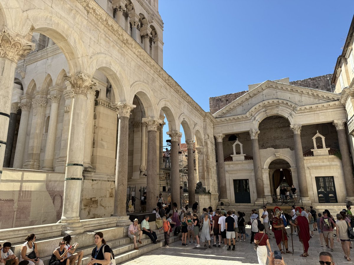 I’m a tourist in Split

I’m doing the tourist thing 📸