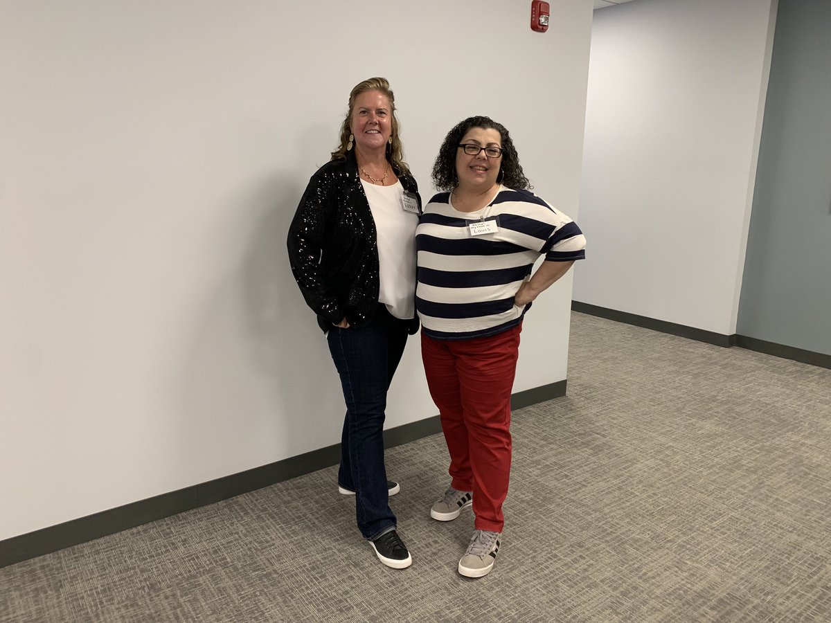 BKatie617's tweet image. When your non-Directioner but awesome co-worker invests in 1D day and dresses as Harry to your Louis and demands dance parties! #1DDay