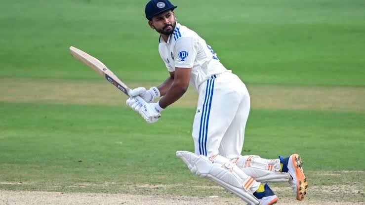 Vigour4bjp's tweet image. There&apos;s no difference between Karun Nair and Shubhman Gill.
Add 1 more name of Shardul Thakur.
They get success only forfruitously.
Never expect to do which can be said ALL TIME RECORD.
#INDvsENG 
#engvsindtest 
#ManchesterTest