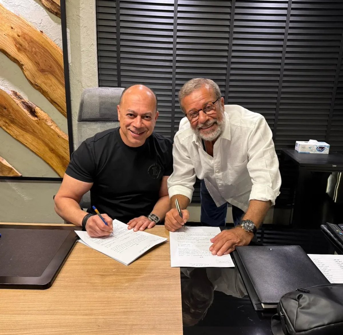 AHLELMEDIA's tweet image. شريف منير: تم تعاقدي مع المنتج تامر مرسي شركة سينرجي على بطولة مسلسل في رمضان 2026
#أهل_الميديا
